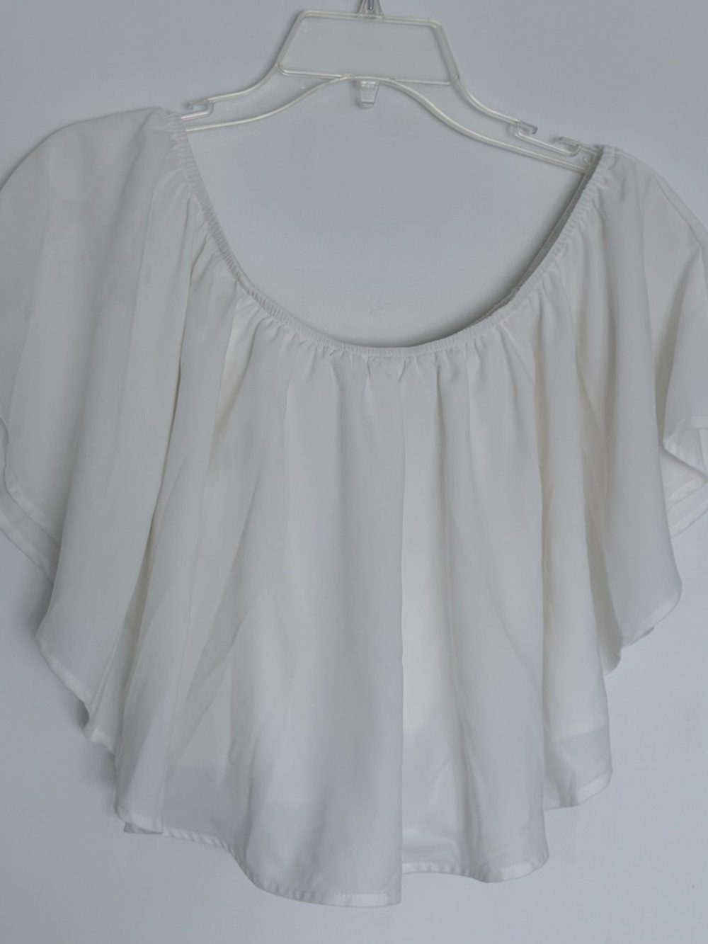 TCEC White Off-Shoulder Ruffle Top